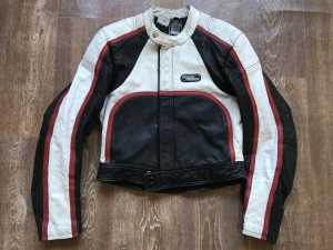 Мотокуртка Moto Dress кожаная